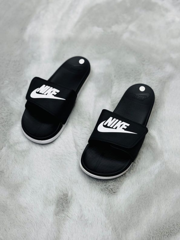 Nike Off-Court Adjustable Slide