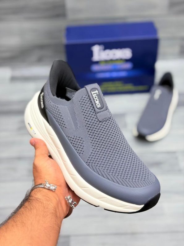 Skechers 1st Look Hyper Burst Airch